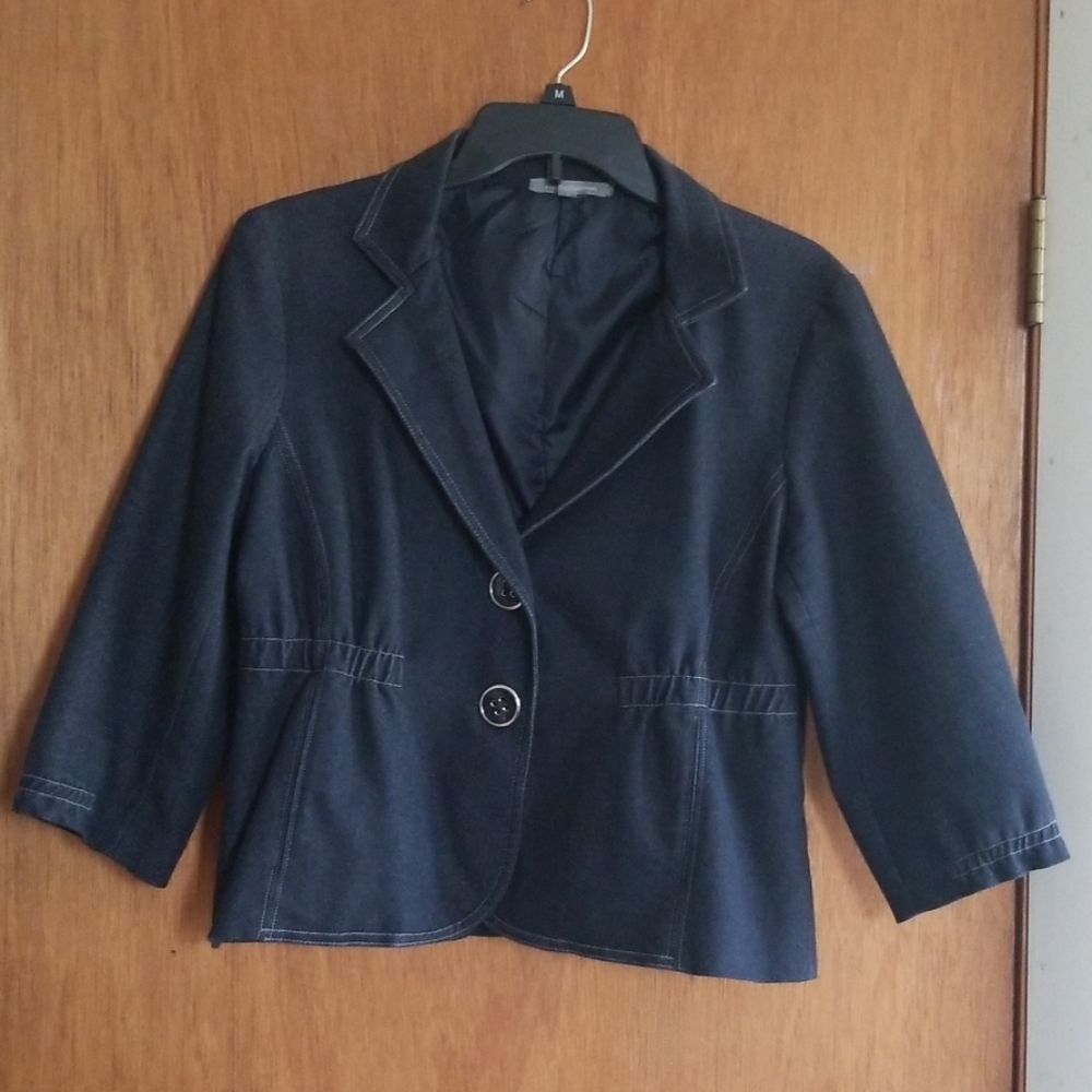 Dark wash denim jacket by ny collection